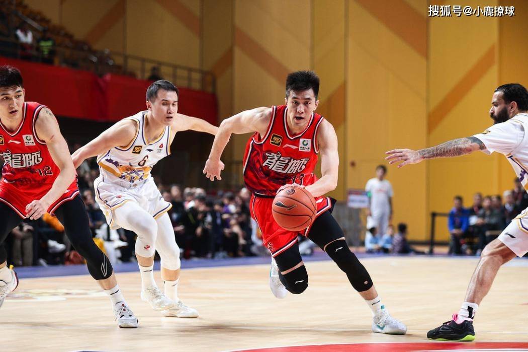 ayxsportsCBA重磅转会达成！曝陈国豪加盟广州，新赛季携手郭艾伦值得期待