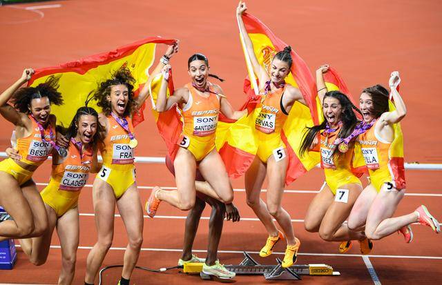 爱游戏体育平台世界接力赛：西班牙队获女子4x400米接力冠军