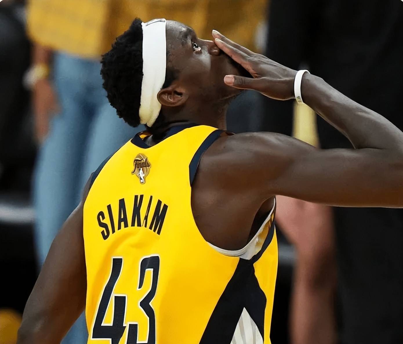 ayxsports步行者捍卫荣耀：团队篮球奏响逆袭序曲，雷霆败走印第安纳