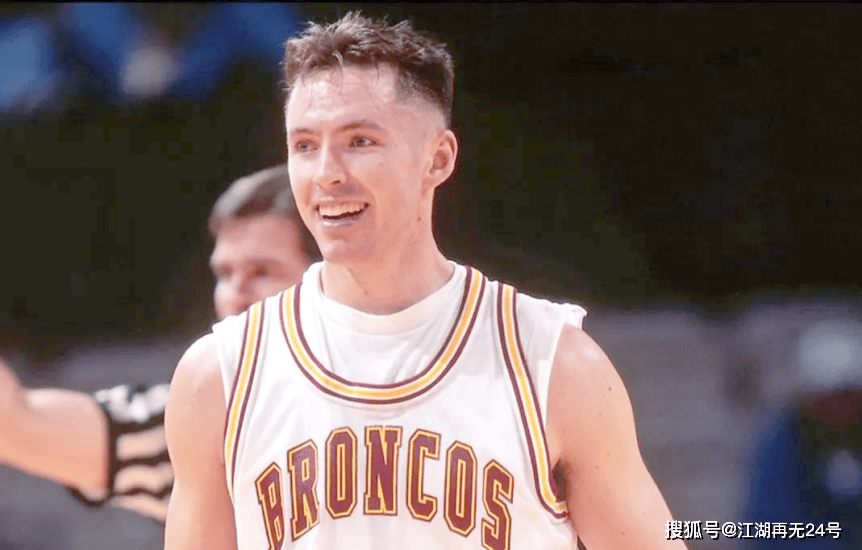 爱游戏体育下载22岁才进入NBA，场均仅3+1+2，被断言打不了NBA却在30岁凤凰涅槃