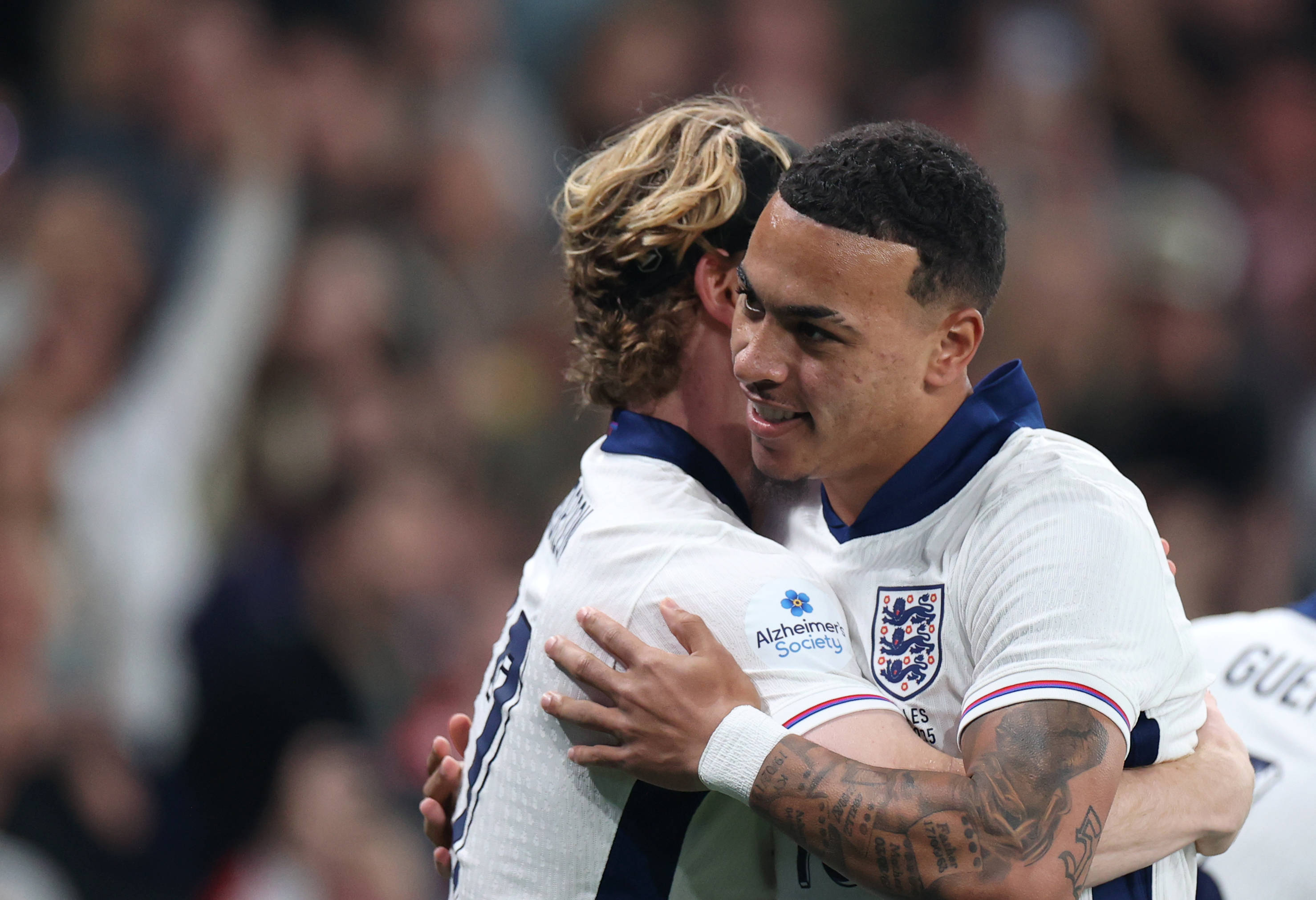 爱游戏（体育）足球——热身赛：英格兰胜威尔士