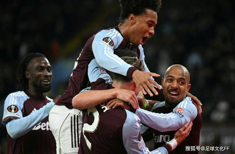 爱游戏体育网址阿斯顿维拉赢得欧联杯首场胜利，流浪者队被击败