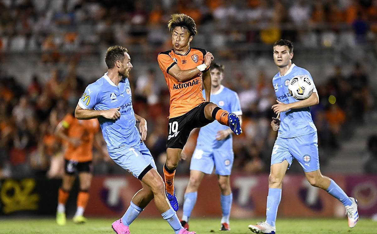 爱游戏体育中国圣保利表现抢眼，斯图加特需警惕？