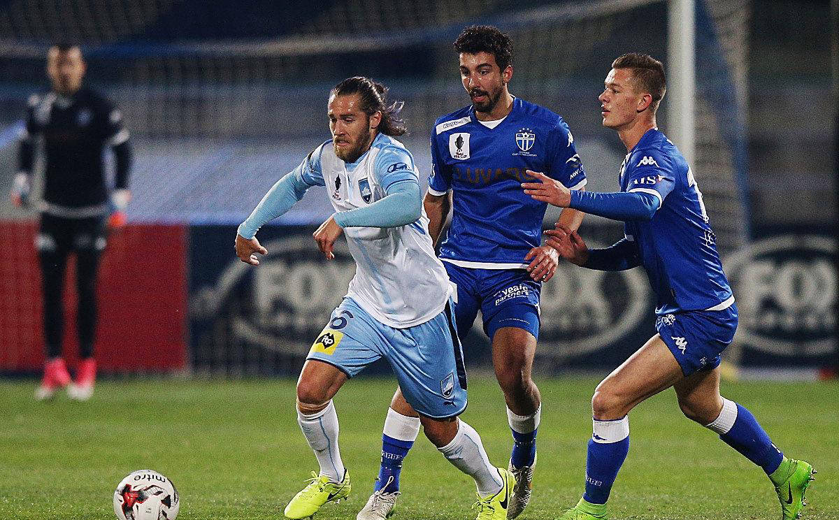 爱游戏体育中国圣保利表现抢眼，斯图加特需警惕？